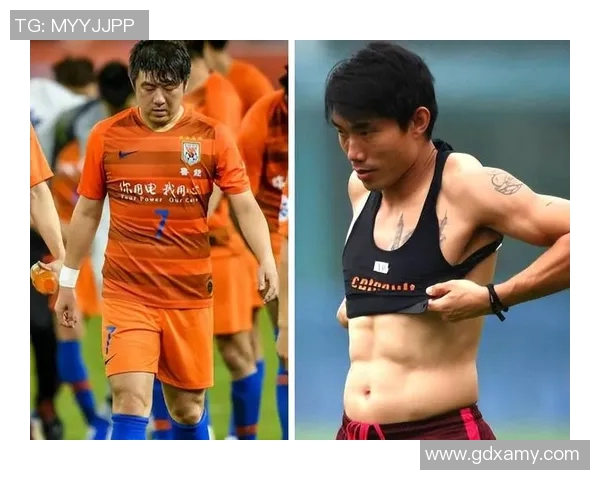 足球明星们的腹肌秀：他们的健身秘诀与魅力瞬间大揭秘