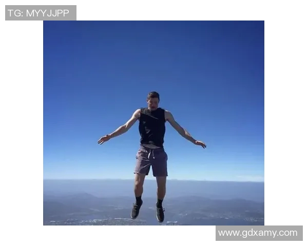 足球明星勇敢出柜公开自我展现真实自信人生 足球明星勇敢出柜公开自我展现真实自信人生